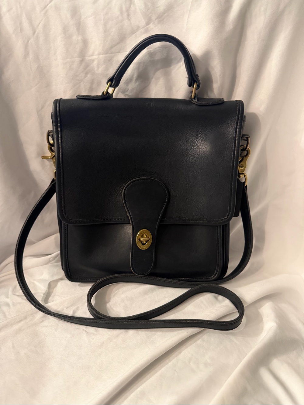 Vintage Coach Black Leather Top Handle Crossbody Bag Brass Turnlock